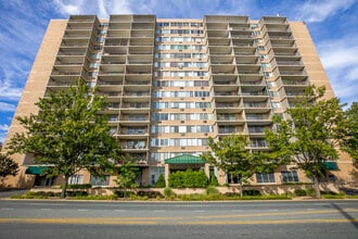 Building Photo - 1401 Pennsylvania Ave