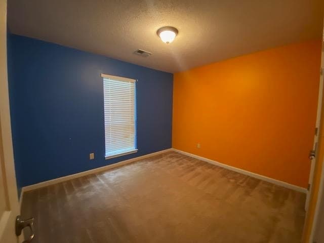 Building Photo - 6098 Ravenwood Lake Dr E