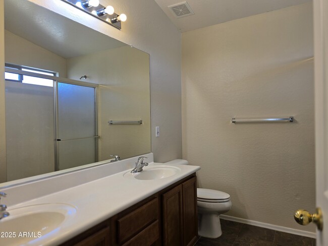 Building Photo - 14971 N 172nd Dr