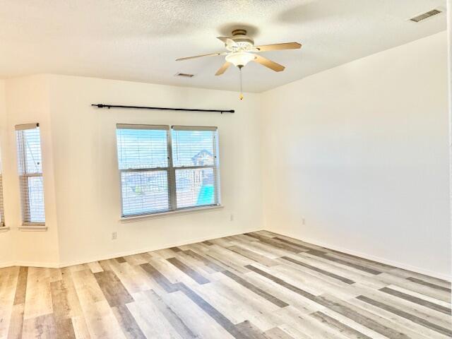 Building Photo - 1199 Mirador Loop