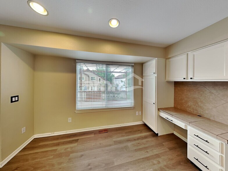 Building Photo - 17051 Numa Pl