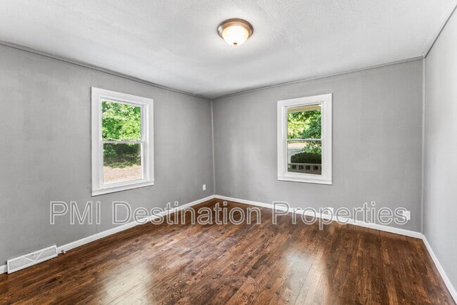 Building Photo - 4718 Craig Ln