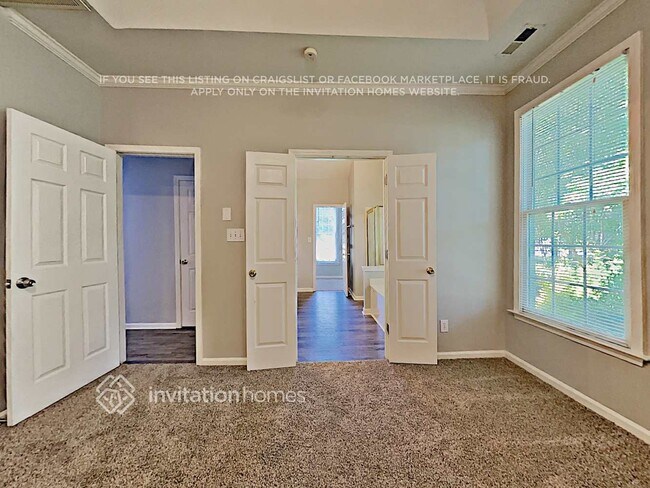 Building Photo - 7707 Harrington Woods Rd