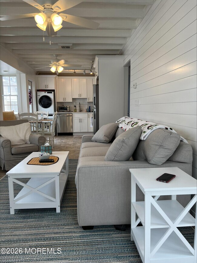 Building Photo - 24 Virginia Ave