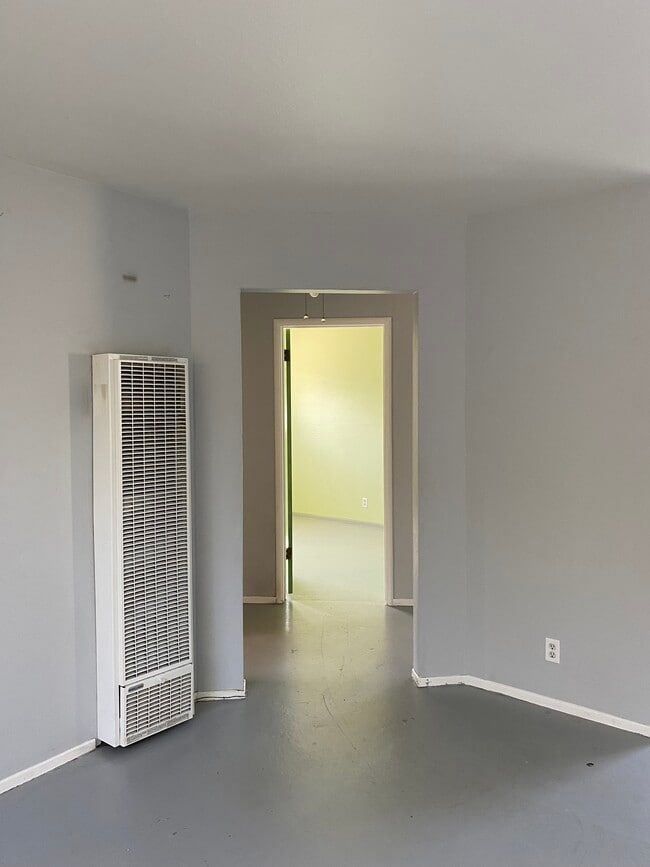 Building Photo - 3559 W Ave 134th