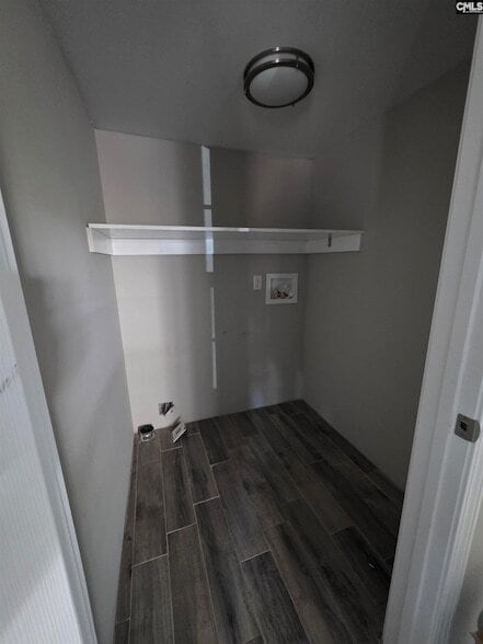 Building Photo - 105 Woodland Dr