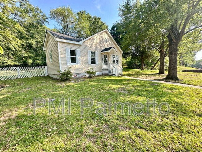 Building Photo - 5412 N Main St