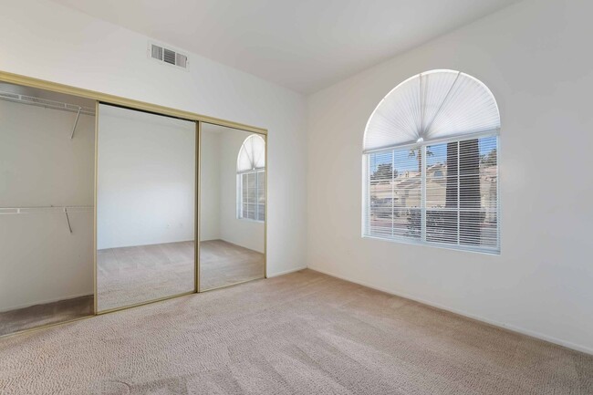 Building Photo - Charming First-Floor Home with Open Living and Private Patio