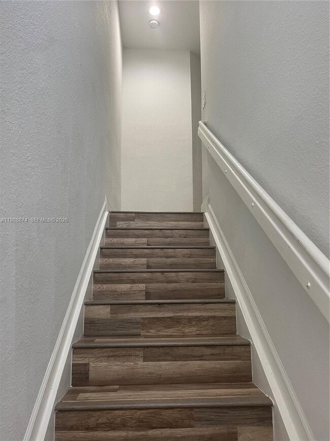 Building Photo - 1955 Marsh Harbor Dr