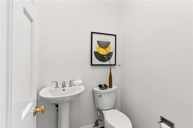 Building Photo - 15 Prescott Walk NE