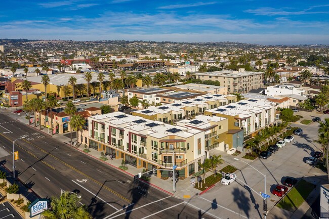 Building Photo - 808 Reed Ave
