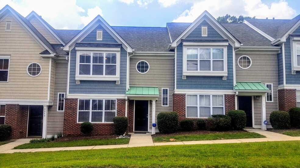 Townhome community with all lawn and outdoor maintenance included. More time to enjoy for yourself! - 3377 Weston Street