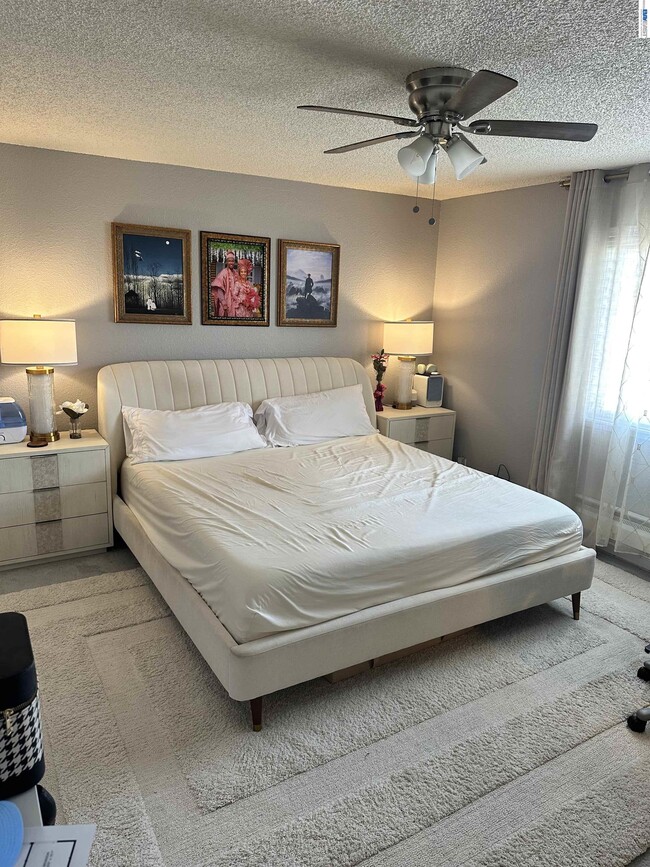 Building Photo - 725 Auburn Pl