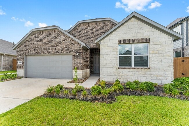 Building Photo - 1648 Daylight Lk Dr