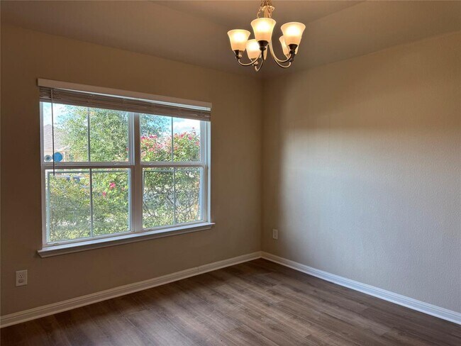 Building Photo - 510 Marklawn Ln