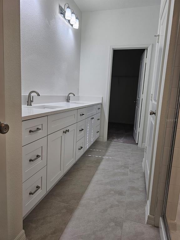 Building Photo - 9168 Westside Hls Dr