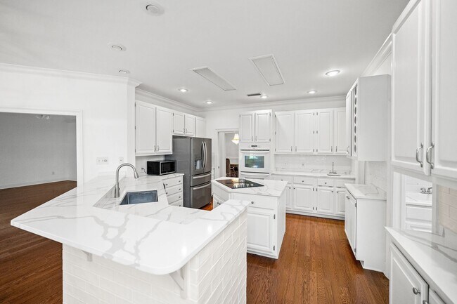 Building Photo - 601 Willow Point Ct