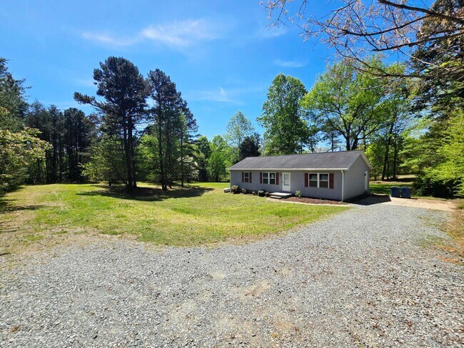 Building Photo - 4240 Williams Mill Rd
