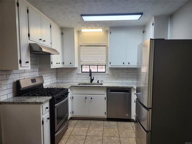 Building Photo - 463 Durden Rd