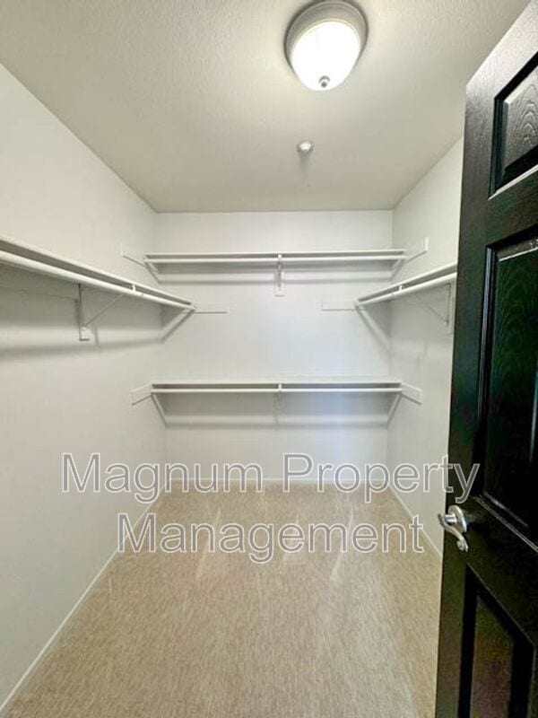 Building Photo - 33620 Willow Haven Ln