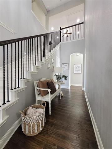 Building Photo - 2533 Windsor Castle Way