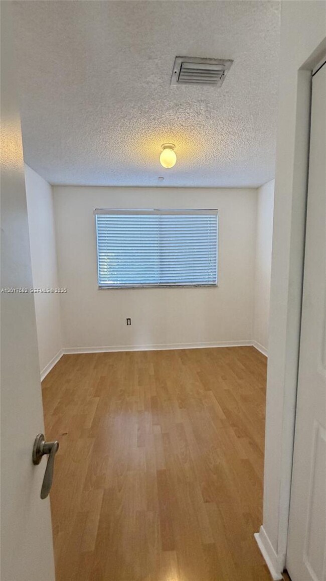 Building Photo - 8735 SW 152nd Ave