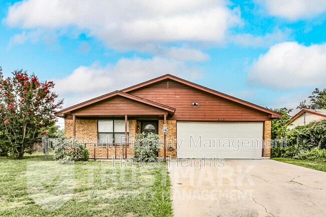 Primary Photo - 2110 El Dorado Dr