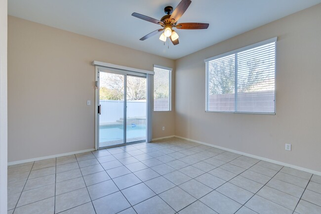 Building Photo - NW!! POOL!!!! GATED!!! Com. Park!!! Low Maintenance desert landscape front Yard. New Carpet!! Ups...