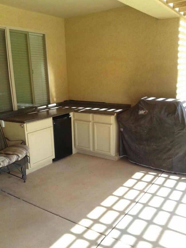 Building Photo - 3 bed 2 bath in Coral Canyon