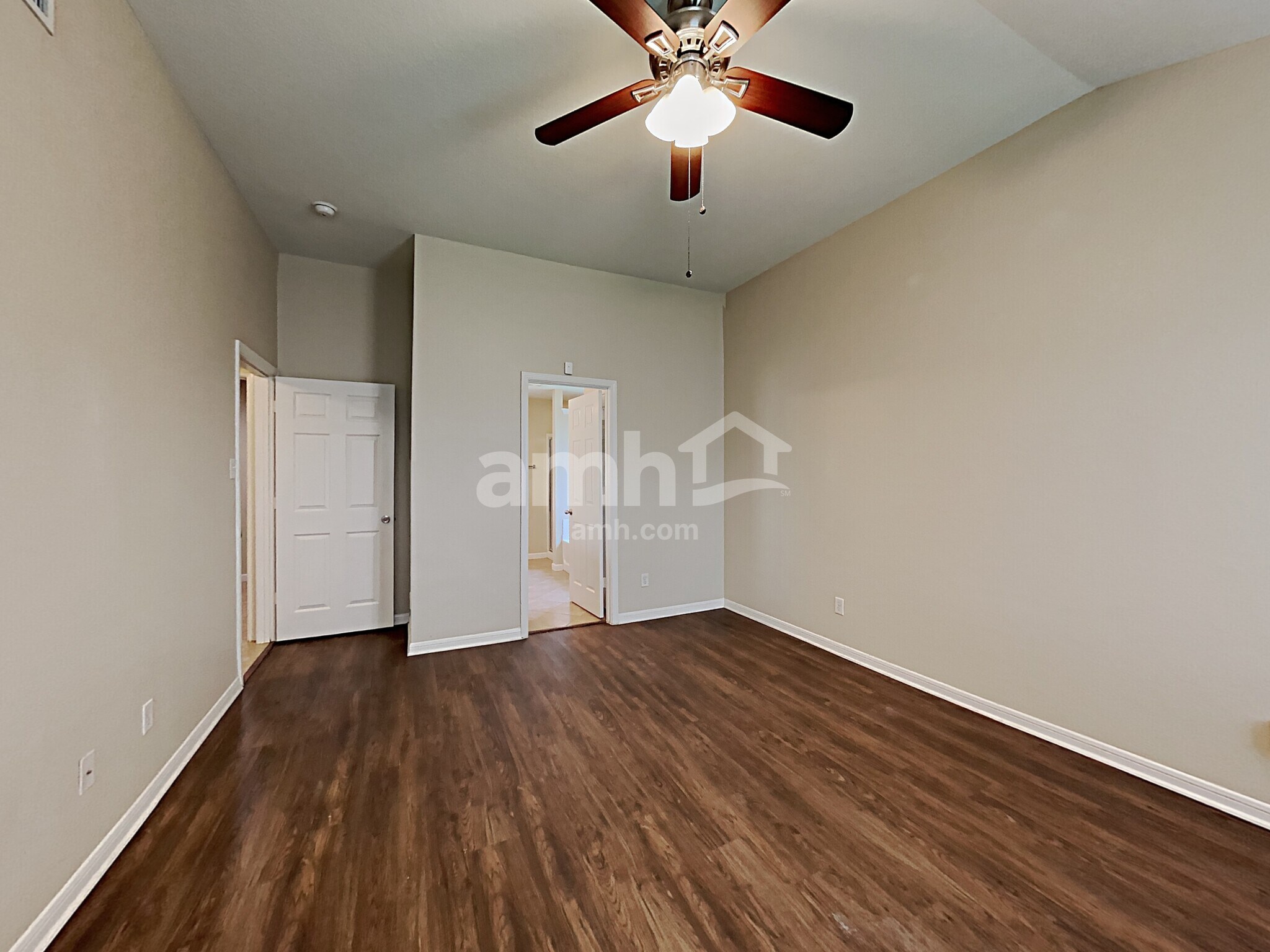 Building Photo - 10615 Bayhill Den