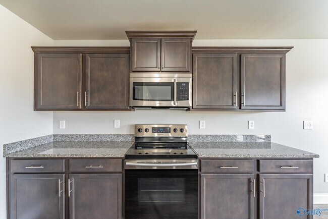 Building Photo - 119 Beaver Brook Pl