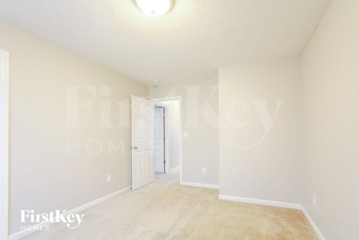 Building Photo - 15193 Silvercharm Dr
