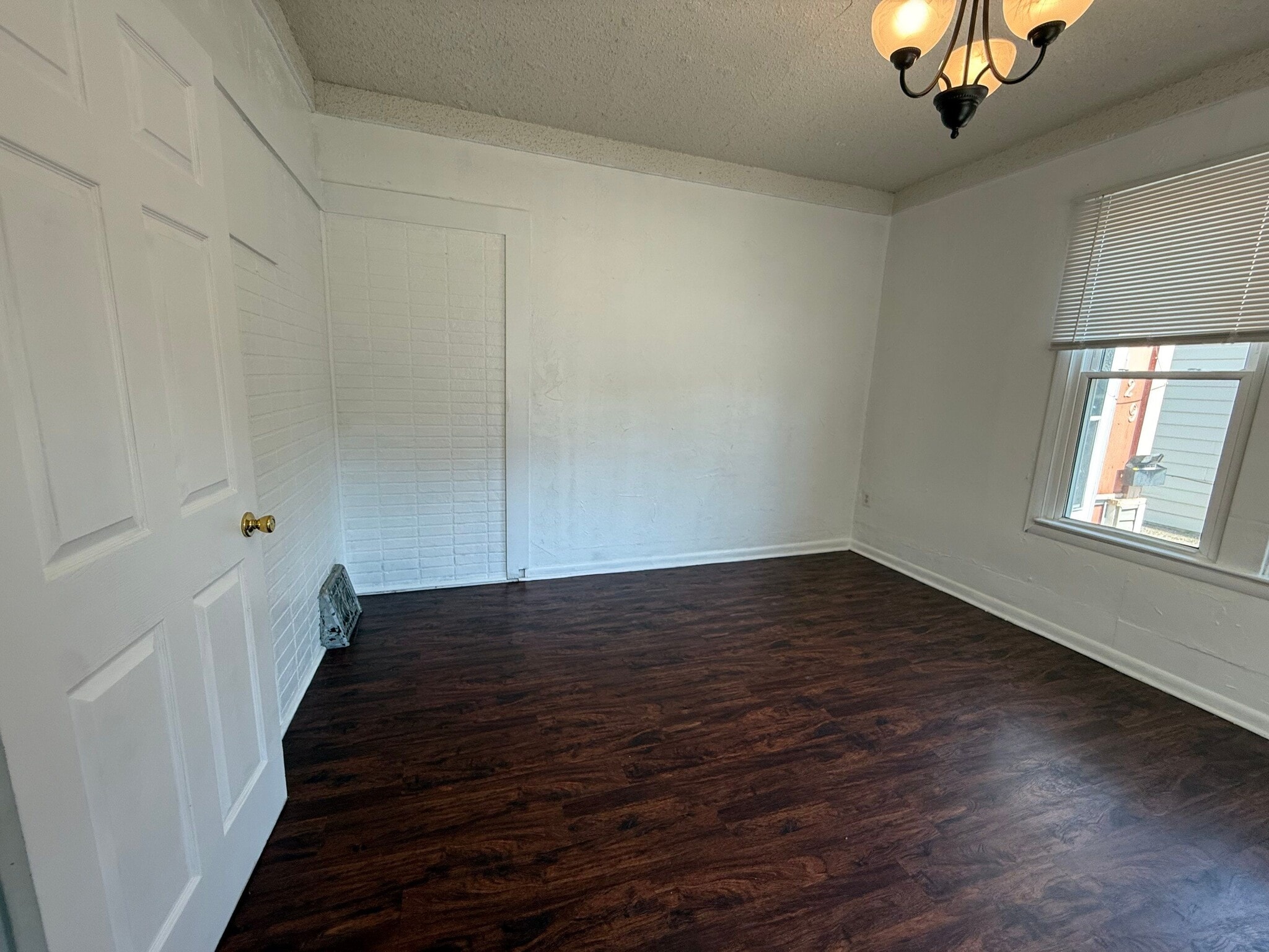 Building Photo - 131 Broadwater Ave