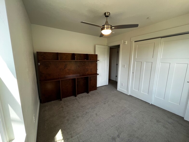 Second bedroom has a murphy bed. - 361 W Reed Ave