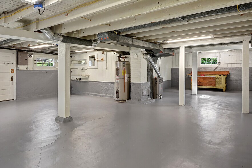 Full storage basement - 5403 Maynard Ave S