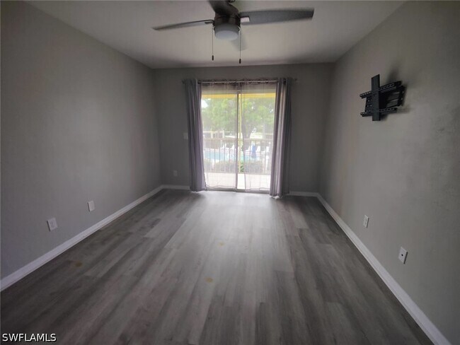 Building Photo - 2668 Kings Lake Blvd