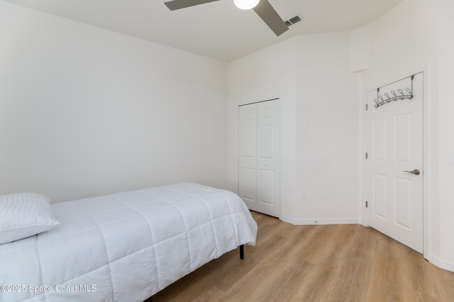 Building Photo - 4540 Bellaluna Dr