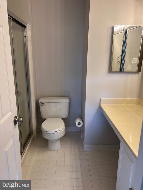 Building Photo - 7384 Jiri Woods Ct