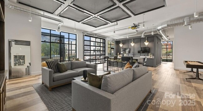 Building Photo - 2314 Berryhill Rd