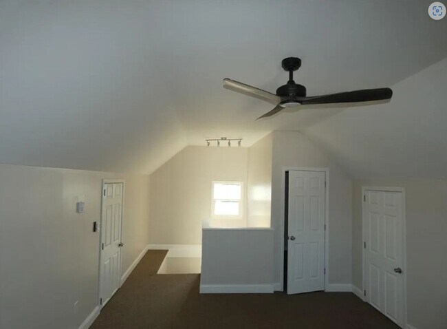 Building Photo - 1447 Elbur Ave