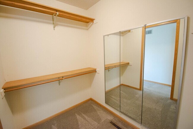 Building Photo - 2716 Spyglass Ct NW