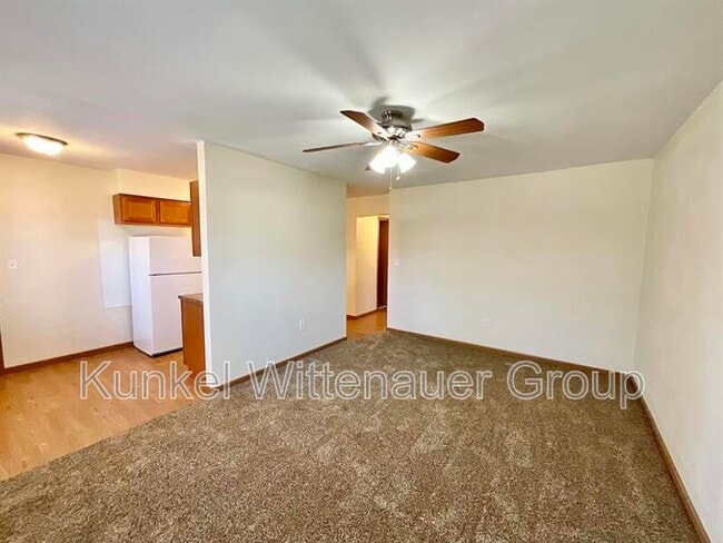 Building Photo - 1810 Jamestown Rd