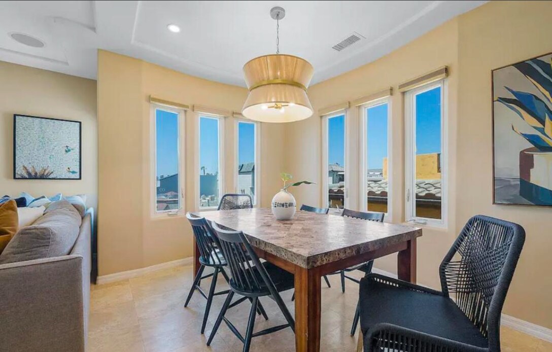 Building Photo - 754 Devon Ct