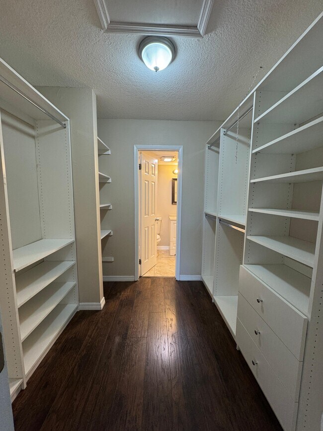 Building Photo - 2625 FL-590