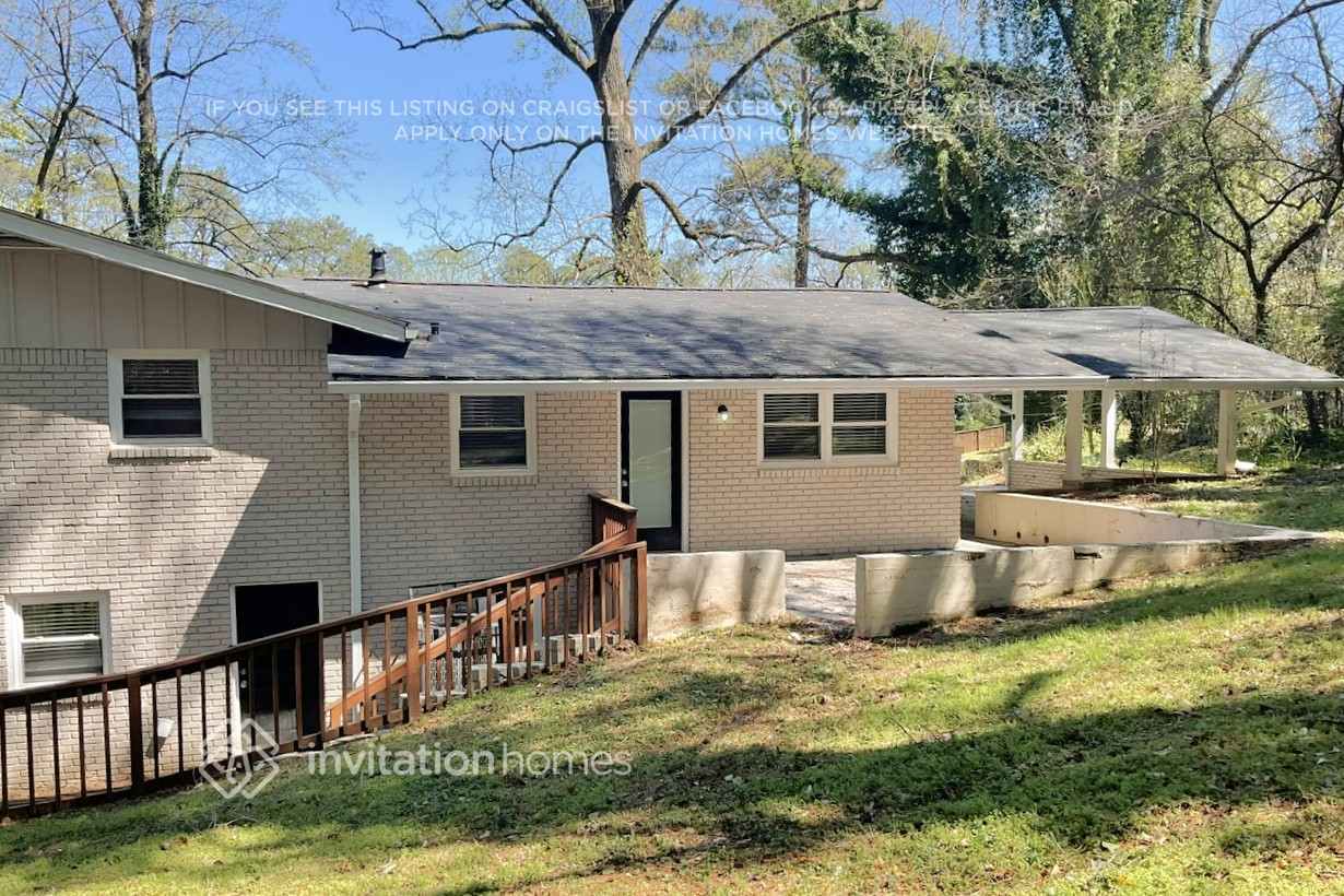 Building Photo - 1895 Harbin Rd SW