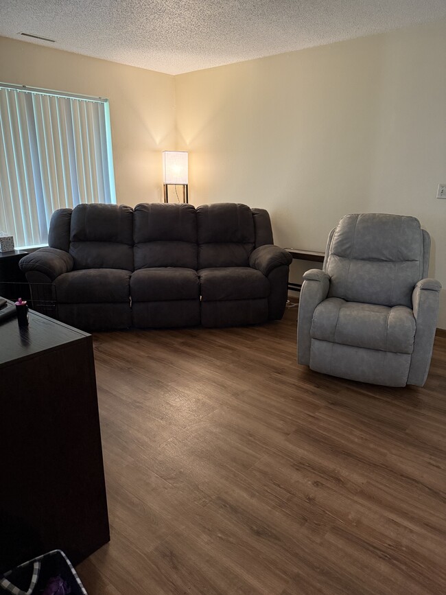 Building Photo - 4314 Maricopa Dr