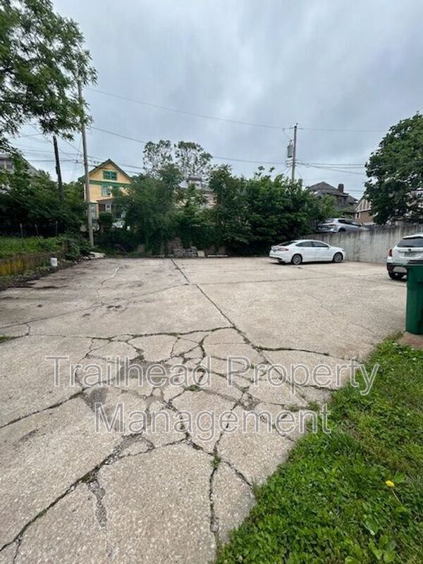 Building Photo - 3632 Wyoming St