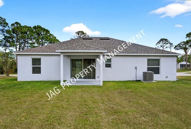 Building Photo - 728 Cornelia Ave SE