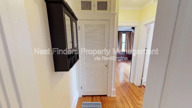 Building Photo - 2044 Forbes St