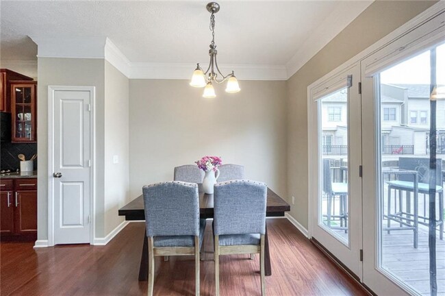 Building Photo - 12729 Vanderhorst St